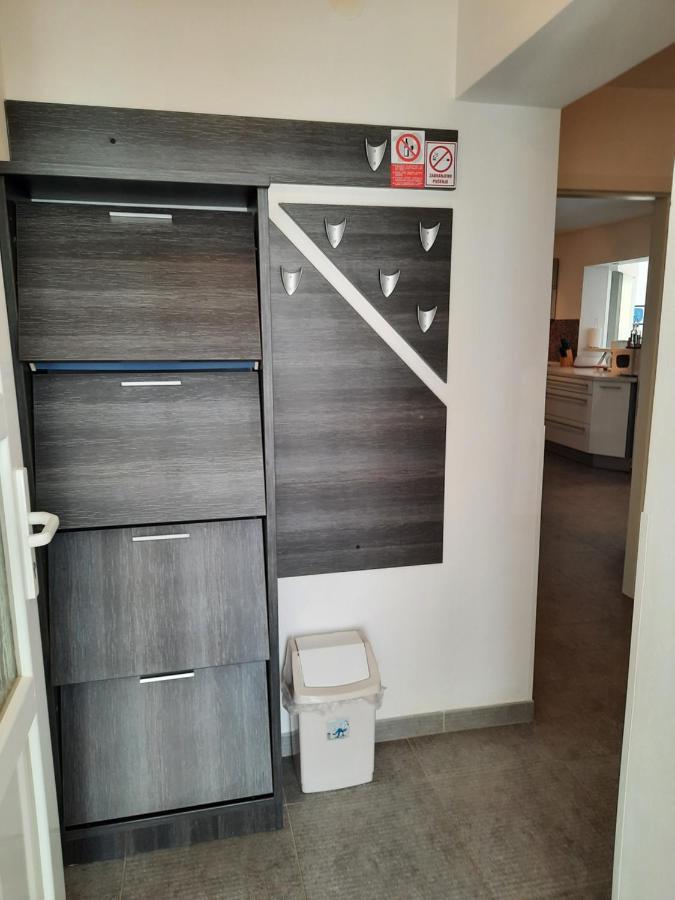 Apartment Mato Barbariga Eksteriør billede