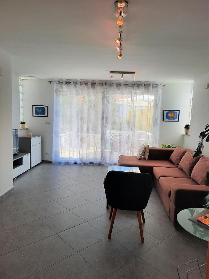 Apartment Mato Barbariga Eksteriør billede