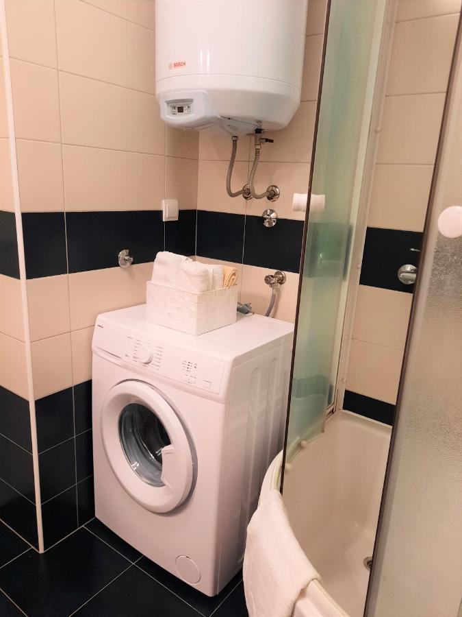 Apartment Mato Barbariga Eksteriør billede